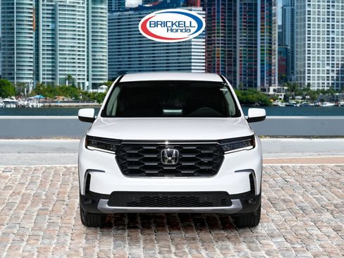 New 2025 Honda Pilot EX-L image 10