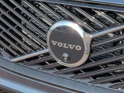 New 2026 Volvo XC60 B5 Plus w/ Protection Package Premier image 11