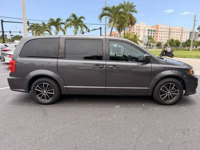 Used 2018 Dodge Grand Caravan SXT w/ Blacktop Package