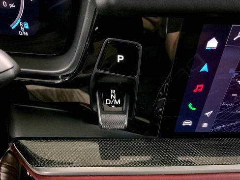 Certified 2025 Porsche Cayenne Turbo AWD/4WD image 17