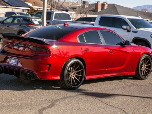 Used 2020 Dodge Charger R/T w/ Blacktop Package image 5