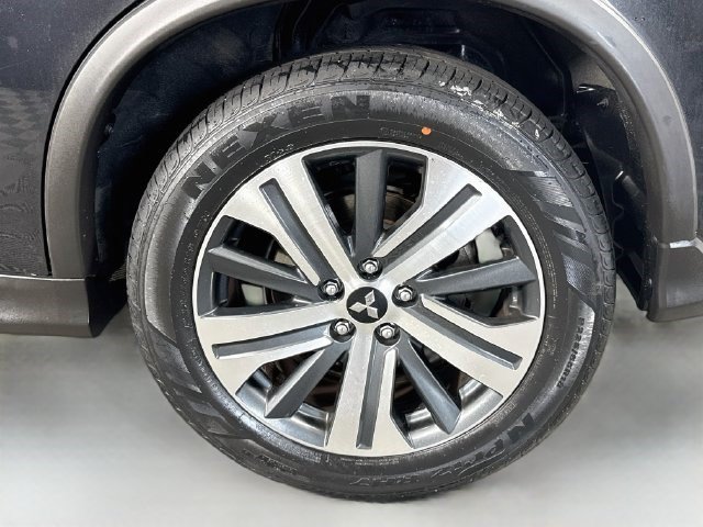 Used 2021 Mitsubishi Outlander Sport FWD image 35