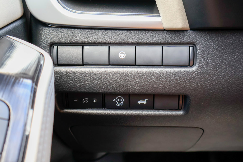 New 2026 Nissan Rogue Dark Armor FWD image 16