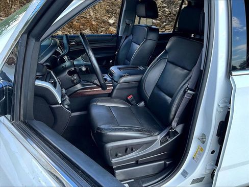 Used 2016 GMC Yukon SLT w/ Open Road Package image 24