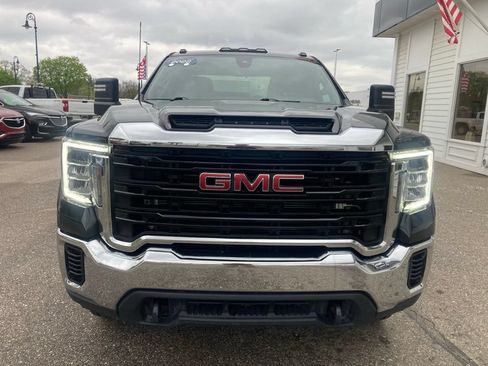 Certified 2022 GMC Sierra 2500 Pro w/ Convenience Package AWD/4WD image 2