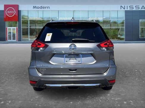 Used 2020 Nissan Rogue SV FWD image 6
