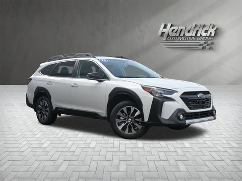 Certified 2025 Subaru Outback Limited image 2