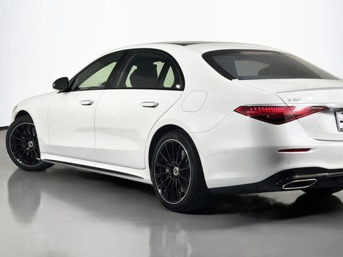 Certified 2026 Mercedes-Benz S 580e 4MATIC Sedan image 17