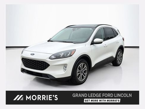 Used 2022 Ford Escape SEL w/ Technology Package AWD/4WD image 1