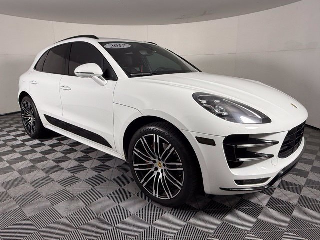 Used 2017 Porsche Macan Turbo AWD/4WD image 10