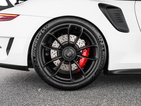 Used 2019 Porsche 911 GT3 RS RWD image 33