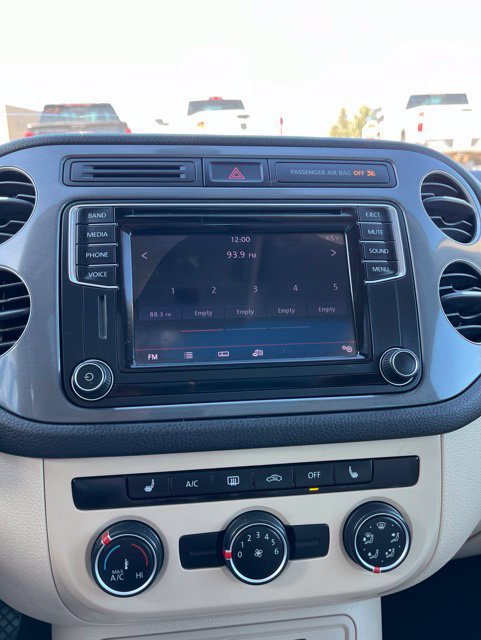 Used 2017 Volkswagen Tiguan Wolfsburg Edition FWD image 39