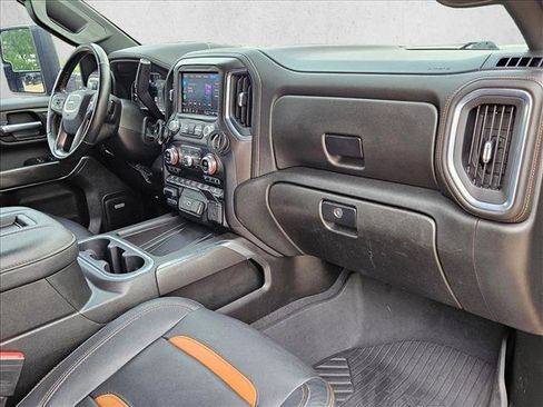 Used 2022 GMC Sierra 2500 AT4 w/ AT4 Premium Plus Package AWD/4WD image 23
