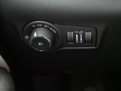 Used 2025 Jeep Compass Limited w/ Mopar Graphics Package AWD/4WD image 27
