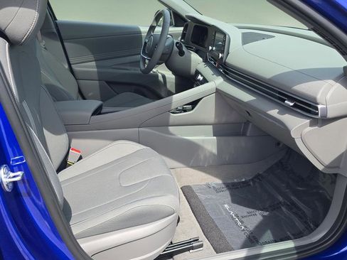 New 2026 Hyundai Elantra SEL Sport Premium FWD image 24