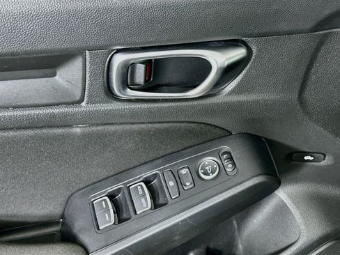 Used 2025 Honda Civic LX image 15