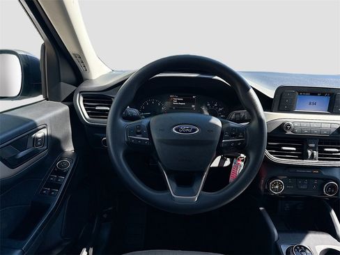 Used 2022 Ford Escape S image 22