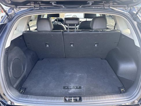 Used 2022 Kia Niro EX image 24
