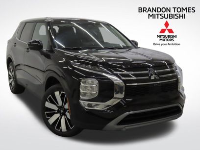 New 2025 Mitsubishi Outlander SE