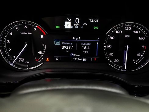 Used 2025 Cadillac XT6 Premium Luxury image 33