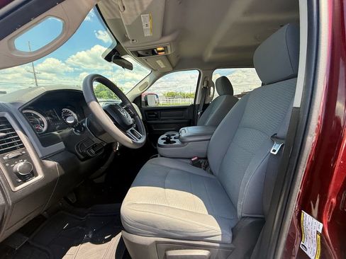 Used 2018 RAM 3500 Tradesman w/ Chrome Appearance Group AWD/4WD image 12