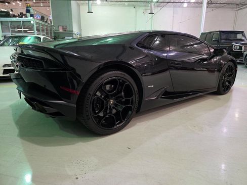 Used 2017 Lamborghini Huracan LP 610-4 Avio image 10