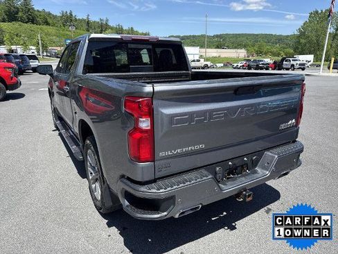 Certified 2021 Chevrolet Silverado 1500 High Country w/ Z71 Off-Road Package AWD/4WD image 3
