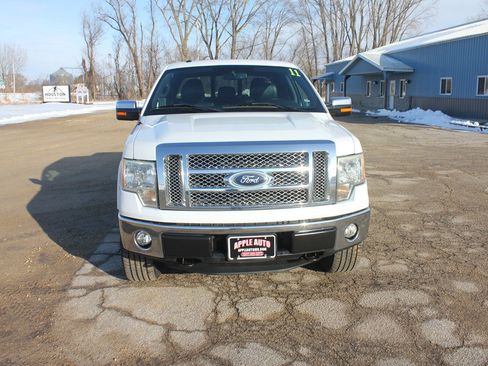 Used 2011 Ford F150 Lariat w/ Lariat Chrome Pkg image 2