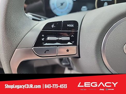Used 2024 Hyundai Elantra SEL image 15