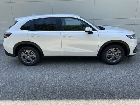 New 2026 Honda HR-V LX image 5