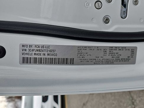 New 2026 Jeep Cherokee Limited image 19