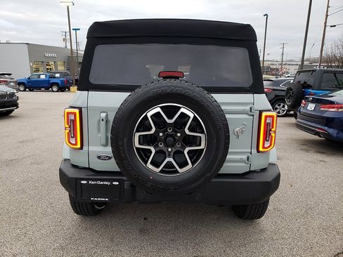 Used 2024 Ford Bronco Outer Banks image 6