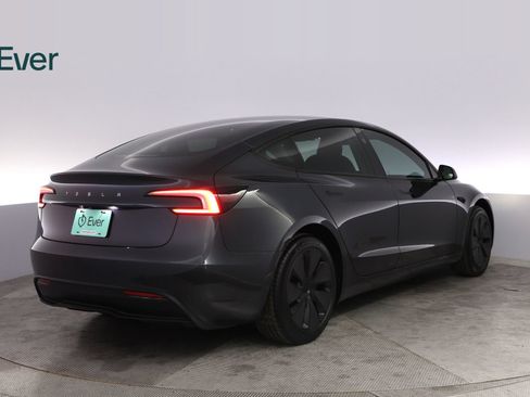 Used 2025 Tesla Model 3 Long Range RWD image 3