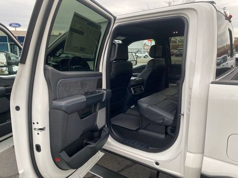 New 2026 Ford F250 Platinum AWD/4WD image 29