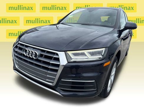 Used 2020 Audi Q5 2.0T Premium Plus w/ Premium Plus Package AWD/4WD image 11