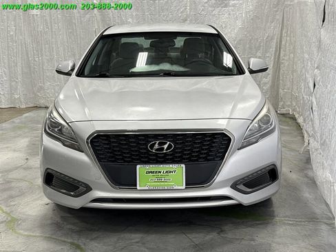 Used 2016 Hyundai Sonata SE image 19