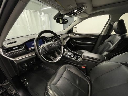 Used 2021 Jeep Grand Cherokee L Limited w/ Trailer Tow Package image 10