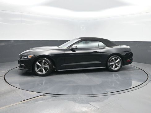 Used 2017 Ford Mustang Convertible w/ Equipment Group 051A image 1