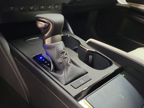 New 2025 Lexus ES 350 w/ Premium Package image 14