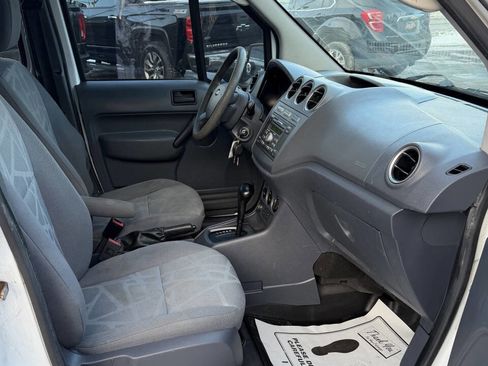 Used 2010 Ford Transit Connect XLT image 25