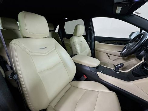 Used 2018 Cadillac XT5 Base image 29