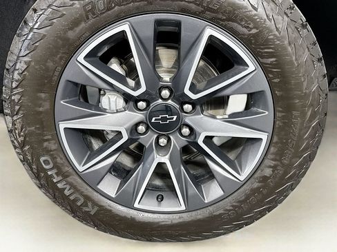 Used 2023 Chevrolet Tahoe Z71 image 33