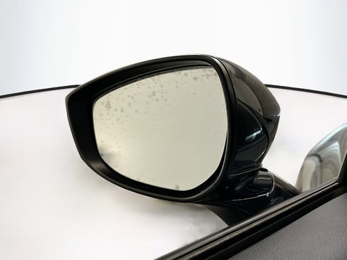 Used 2024 MAZDA CX-90 3.3 Turbo w/ Premium Package image 16