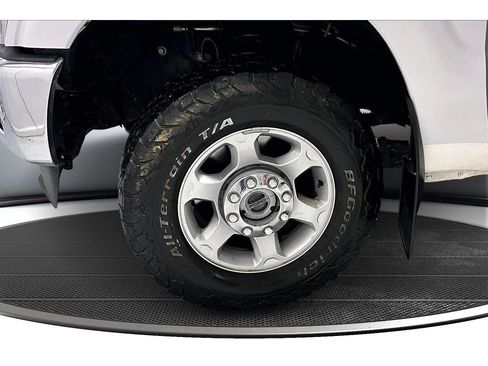 Used 2016 Ford F250 XLT image 10