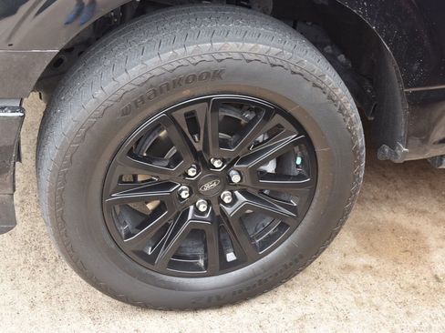 Used 2024 Ford F150 Platinum w/ Equipment Group 702A High image 12