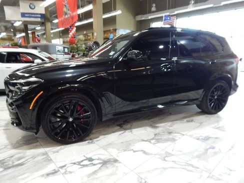 Used 2022 BMW X5 xDrive40i w/ M Sport Package image 10
