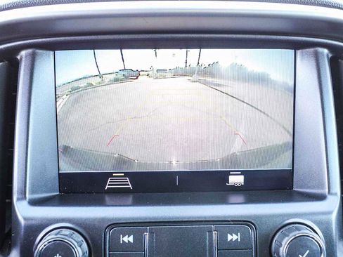 Used 2022 Chevrolet Colorado LT w/ Redline Special Edition image 23