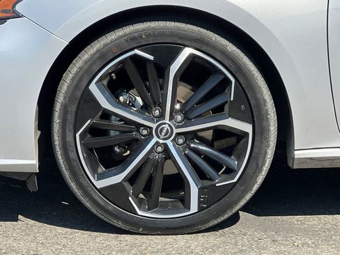 Used 2023 Nissan Altima 2.5 SR image 34