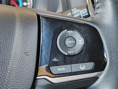 Certified 2022 Honda Pilot Touring image 28