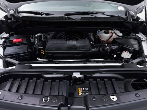 Used 2024 Chevrolet Silverado 1500 LT image 10